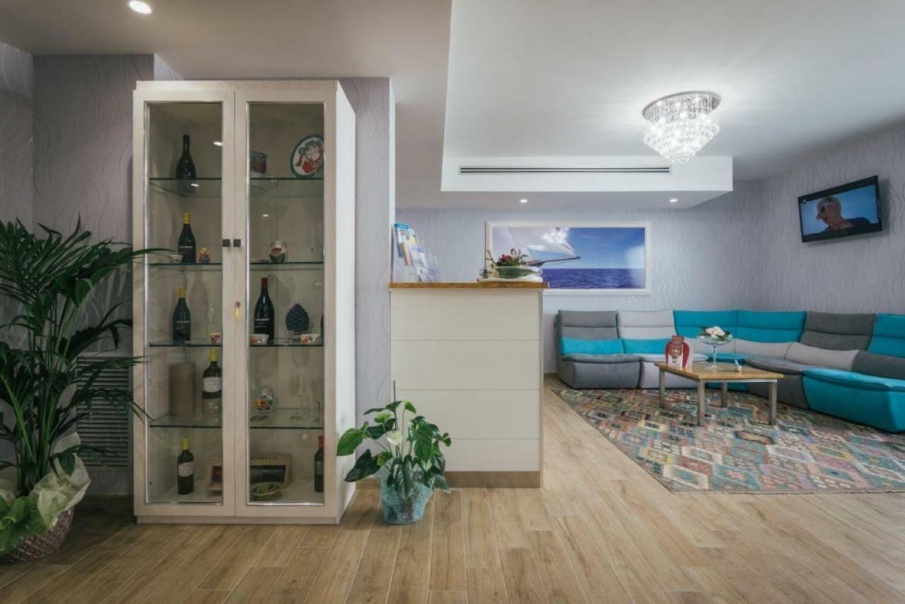 Le Vele Di Balestrate酒店 外观 照片